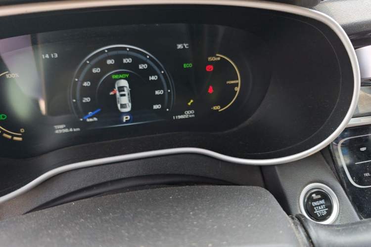 Used Geely Auto Emgrand New Energy 2018 EV450 Elite Model Odometer Close Up