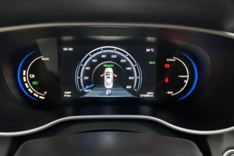 Used Geely Auto Emgrand New Energy 2018 EV450 Ambition Model Odometer Close Up