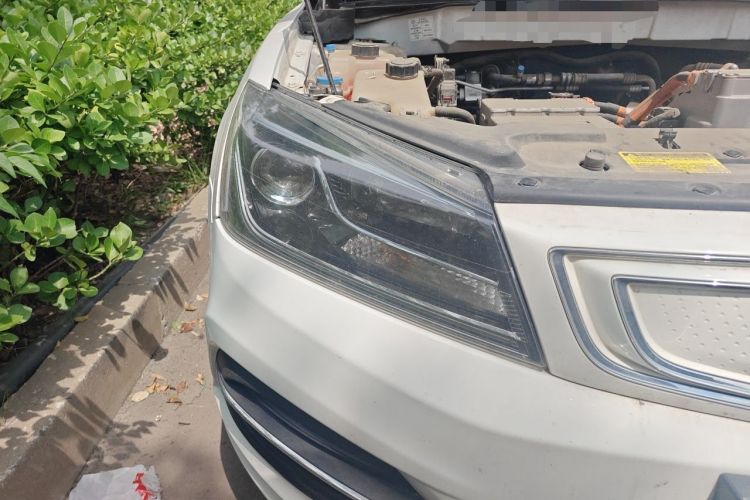 Used Geely Auto Emgrand New Energy 2018 EV450 Elite Model Right Front Headlight