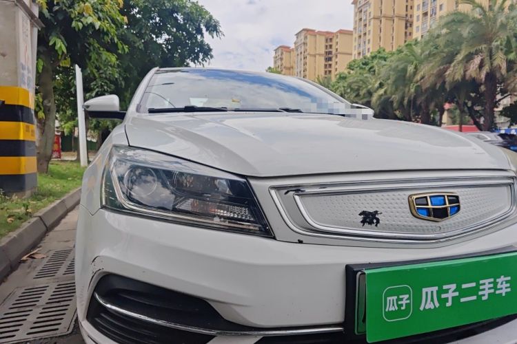 Used Geely Auto Emgrand New Energy 2018 EV450 Ambition Model Right Front Headlight