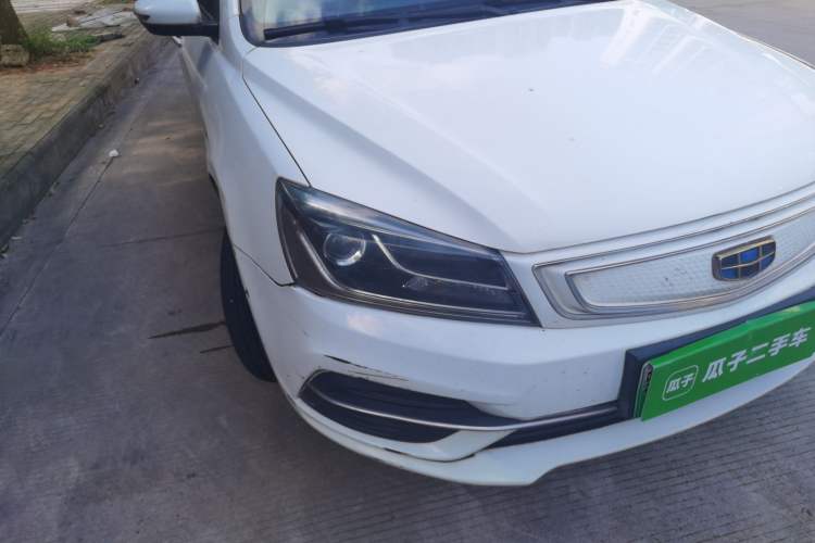 Used Geely Auto Emgrand New Energy 2018 EV450 Elite Model Right Front Headlight