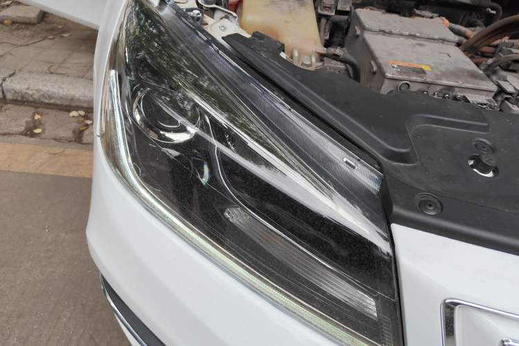 Used Geely Auto Emgrand New Energy 2018 EV450 Ambition Model Right Front Headlight