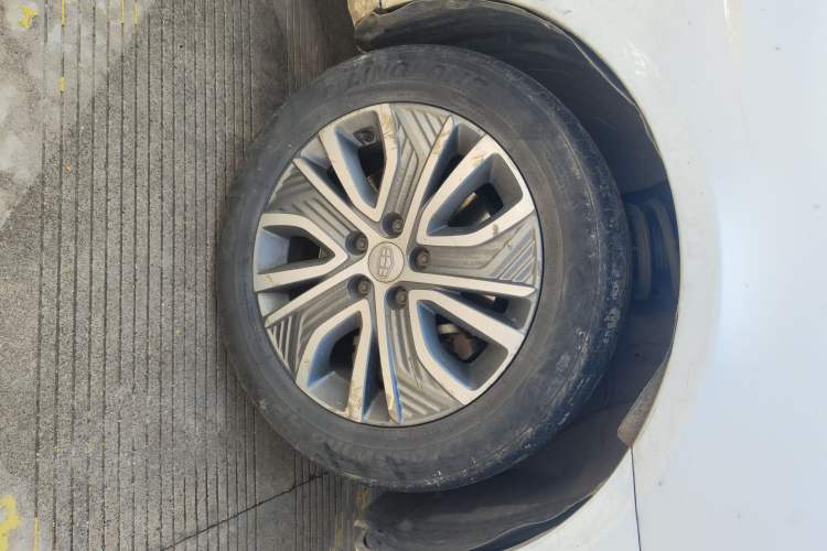 Used Geely Auto Emgrand New Energy 2018 EV450 Ambition Model Right Front Wheel Hub
