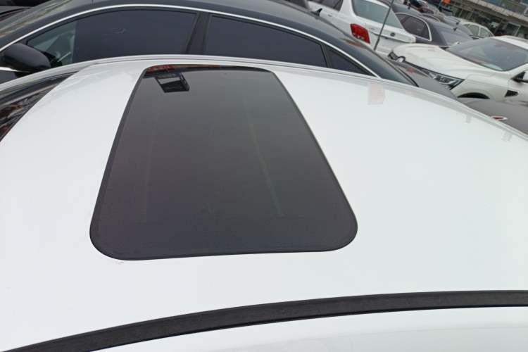 Used Geely Auto Emgrand New Energy 2018 EV450 Prestige Model Roof