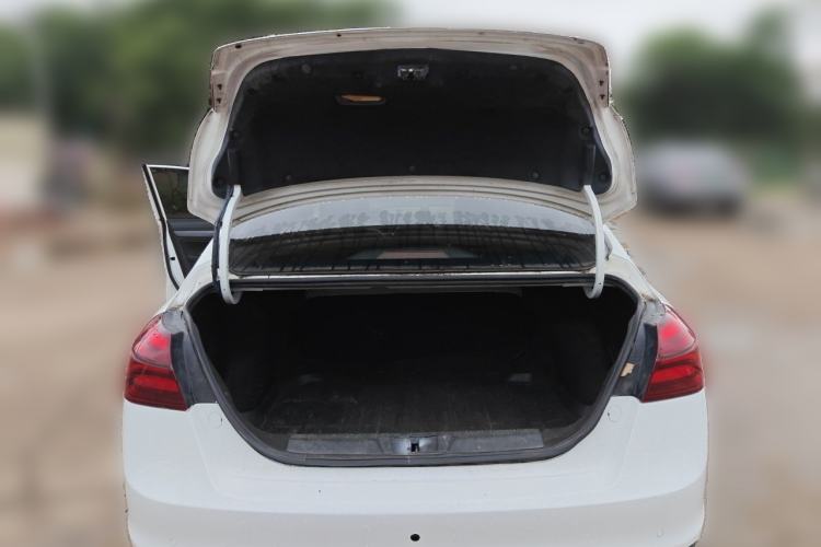 Used Geely Auto Emgrand New Energy 2018 EV450 Ambition Model Trunk
