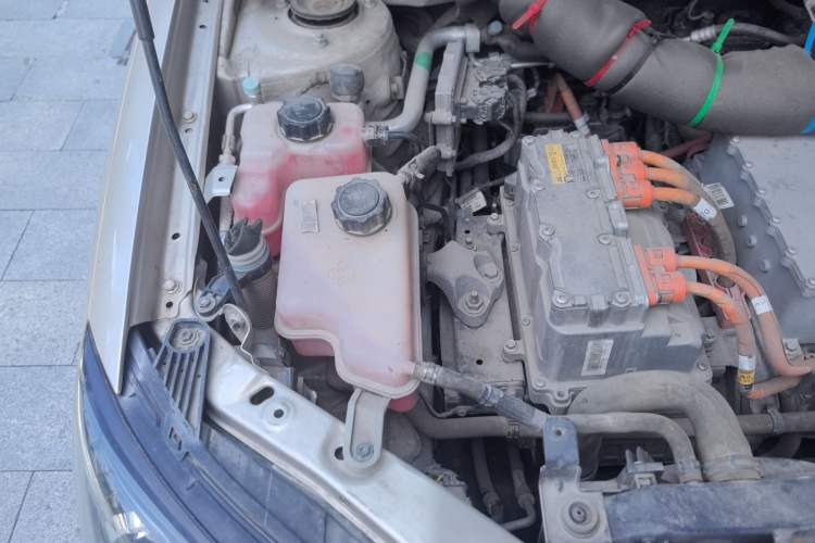 Used Geely Auto Emgrand New Energy 2018 EV350 Adventurous Personal Edition Engine Bay Right