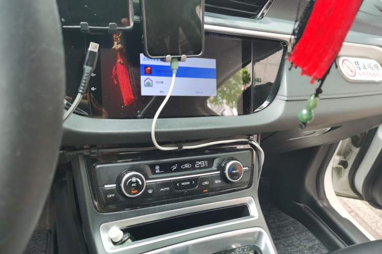 Used Geely Auto Emgrand New Energy 2019 EV500 Ambition Standard Range Edition Audio And AC Panel