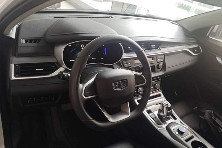 Used Geely Auto Emgrand New Energy 2019 EV500 Ambition Standard Range Edition Center Console