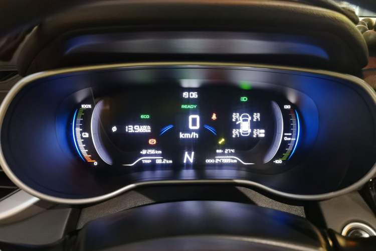 Used Geely Auto Emgrand New Energy 2019 EV500 Ambition Standard Range Edition Instrument Cluster