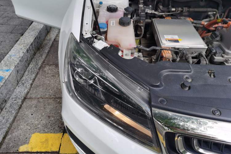 Used Geely Auto Emgrand New Energy 2019 EV500 Ambition Standard Range Edition Right Front Headlight