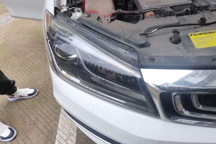 Used Geely Auto Emgrand New Energy 2019 EV500 Ambition Standard Range Edition Right Front Headlight