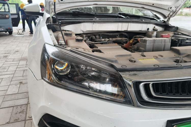 Used Geely Auto Emgrand New Energy 2019 EV500 Ambition Standard Range Edition Right Front Headlight