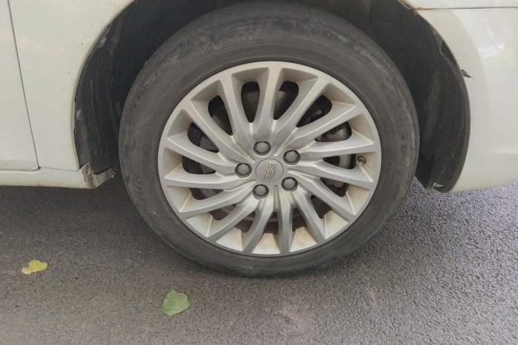 Used Geely Auto Emgrand New Energy 2019 EV500 Ambition Standard Range Edition Right Front Wheel Hub