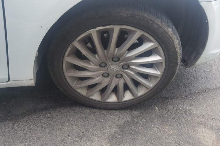 Used Geely Auto Emgrand New Energy 2019 EV500 Ambition Standard Range Edition Right Front Wheel Hub