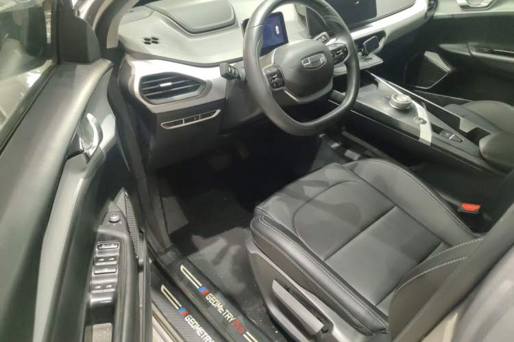 Used Geely Auto Emgrand New Energy 2021 EV Pro Extended Range Model Interior 2
