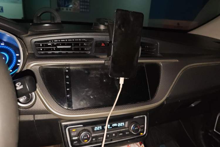 Used Geely Auto Emgrand New Energy 2021 EV Pro Ride-Hailing Edition Audio And AC Panel