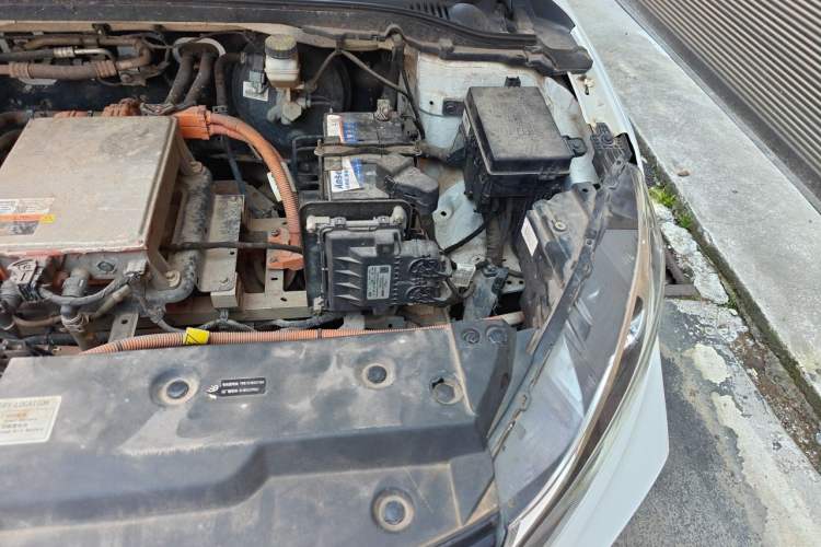 Used Geely Auto Emgrand New Energy 2021 EV Pro Ride-Hailing Edition Engine Bay Left