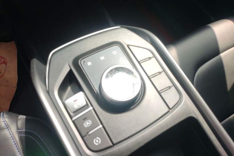 Used Geely Auto Emgrand New Energy 2021 EV Pro Ride-Hailing Edition Gear Lever
