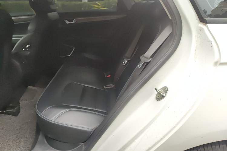 Used Geely Auto Emgrand New Energy 2021 EV Pro Ride-Hailing Edition Left Rear Seat