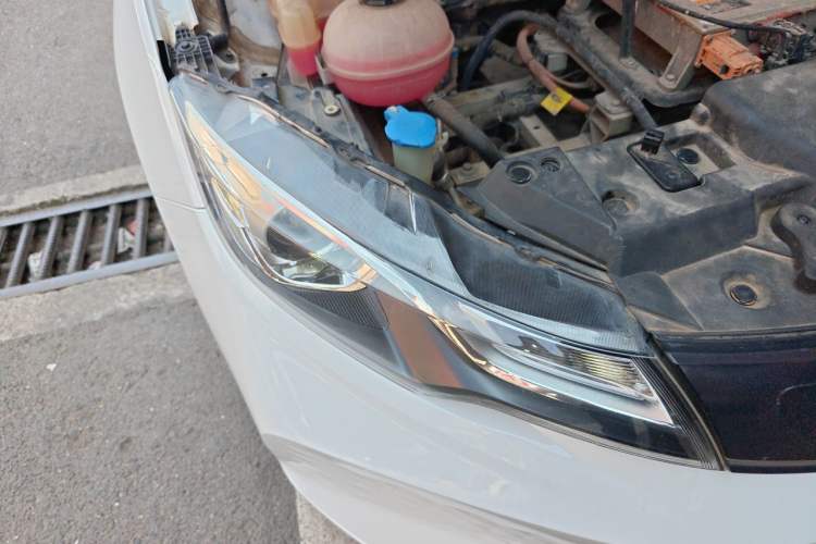 Used Geely Auto Emgrand New Energy 2021 EV Pro Ride-Hailing Edition Right Front Headlight
