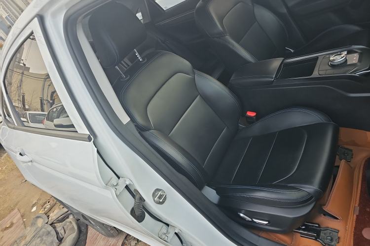 Used Geely Auto Emgrand New Energy 2021 EV Pro Ride-Hailing Edition Right Front Seat