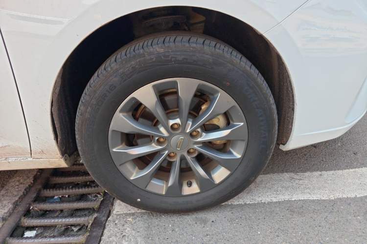 Used Geely Auto Emgrand New Energy 2021 EV Pro Ride-Hailing Edition Right Front Wheel Hub