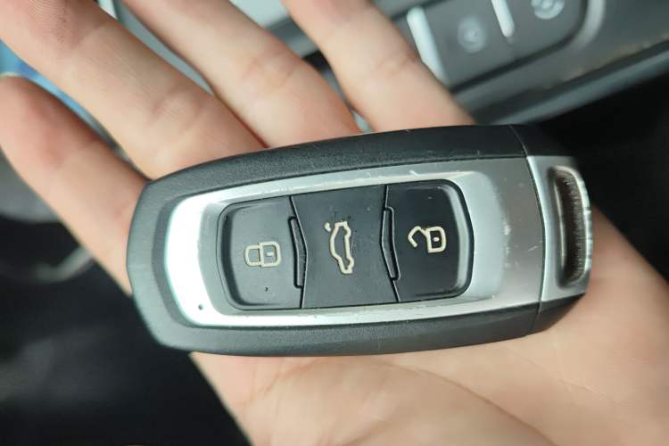 Used Geely Auto Emgrand New Energy 2021 EV Pro Ride-Hailing Edition Vehicle Key