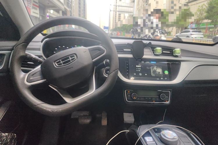 Used Geely Auto Emgrand New Energy 2022 EV Pro Ride-Hailing Version Ternary Lithium Center Console