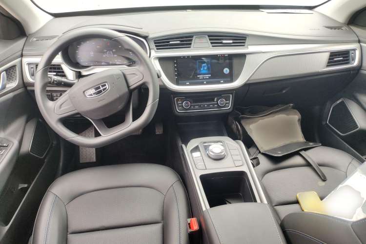 Used Geely Auto Emgrand New Energy 2022 EV Pro Ride-Hailing Version Lithium Iron Phosphate Center Console