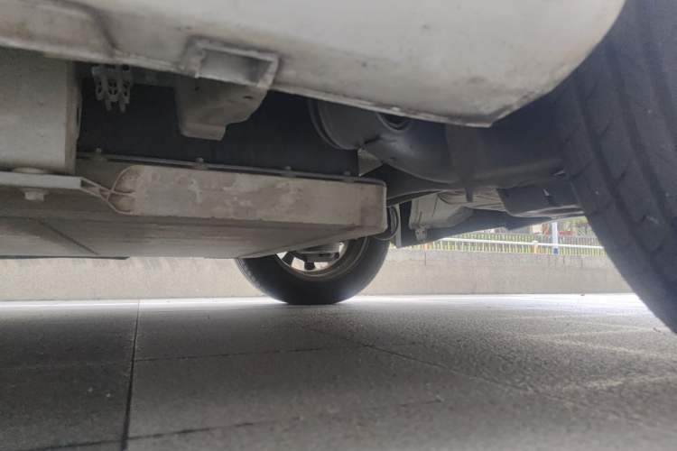 Used Geely Auto Emgrand New Energy 2022 EV Pro Ride-Hailing Version Ternary Lithium Chassis Rear Left