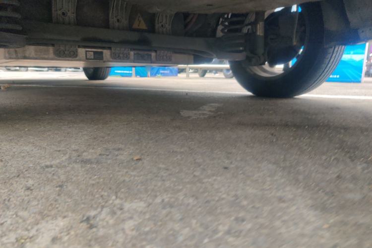 Used Geely Auto Emgrand New Energy 2022 EV Pro Ride-Hailing Version Ternary Lithium Chassis Rear Left