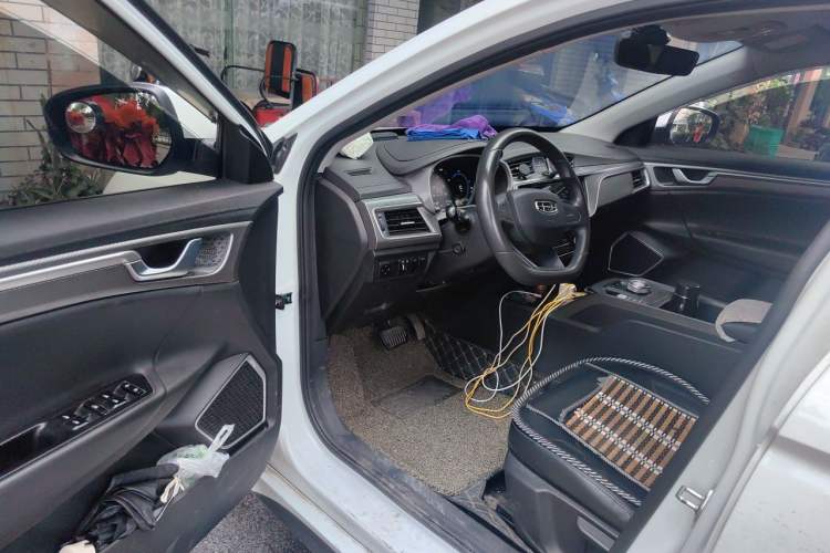 Used Geely Auto Emgrand New Energy 2022 EV Pro Ride-Hailing Version Lithium Iron Phosphate Driver Seat
