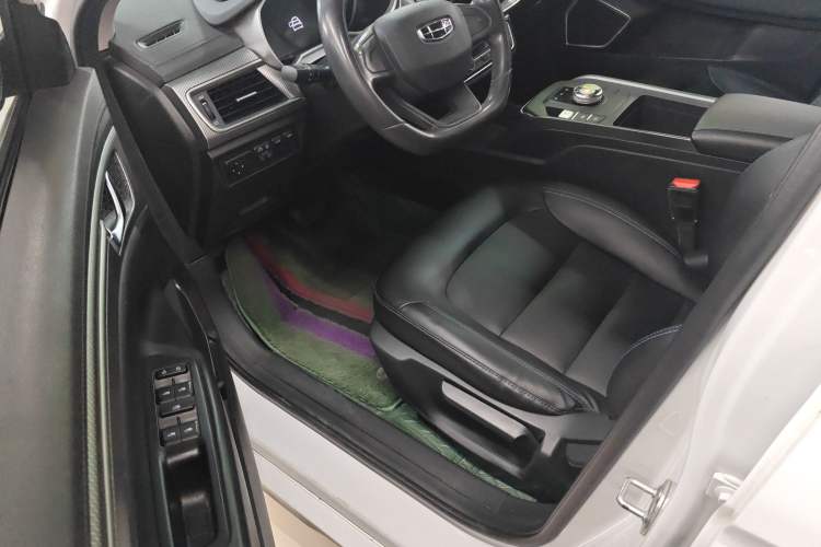 Used Geely Auto Emgrand New Energy 2022 EV Pro Ride-Hailing Version Lithium Iron Phosphate Driver Seat