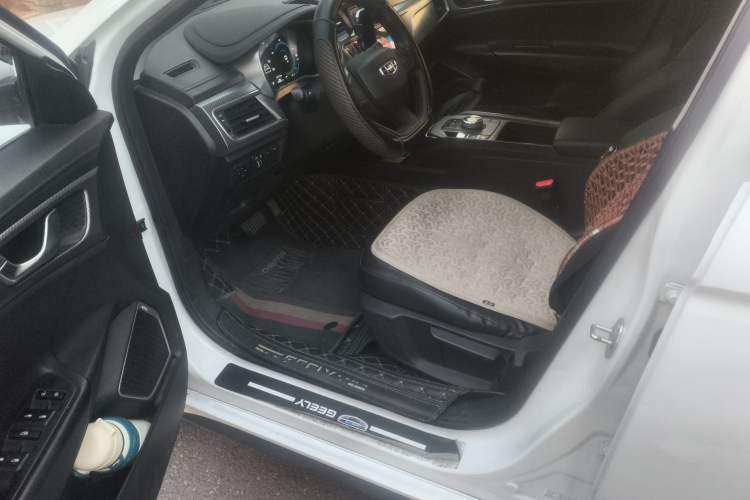Used Geely Auto Emgrand New Energy 2022 EV Pro Ride-Hailing Version Lithium Iron Phosphate Driver Seat