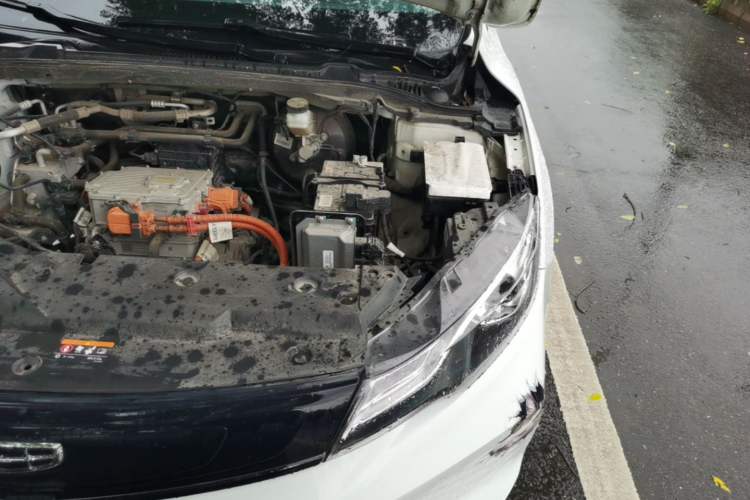 Used Geely Auto Emgrand New Energy 2022 EV Pro Ride-Hailing Version Lithium Iron Phosphate Engine Bay Left