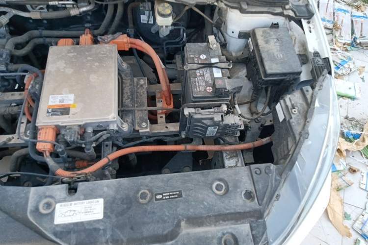 Used Geely Auto Emgrand New Energy 2022 EV Pro Ride-Hailing Version Ternary Lithium Engine Bay Left