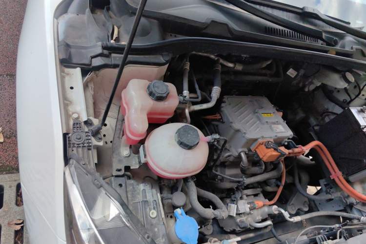 Used Geely Auto Emgrand New Energy 2022 EV Pro Ride-Hailing Version Lithium Iron Phosphate Engine Bay Right