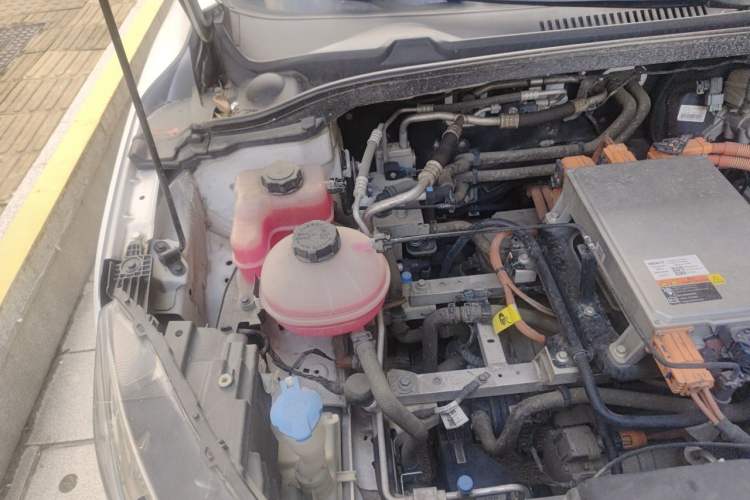 Used Geely Auto Emgrand New Energy 2022 EV Pro Ride-Hailing Version Ternary Lithium Engine Bay Right