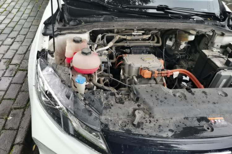 Used Geely Auto Emgrand New Energy 2022 EV Pro Ride-Hailing Version Lithium Iron Phosphate Engine Bay Right