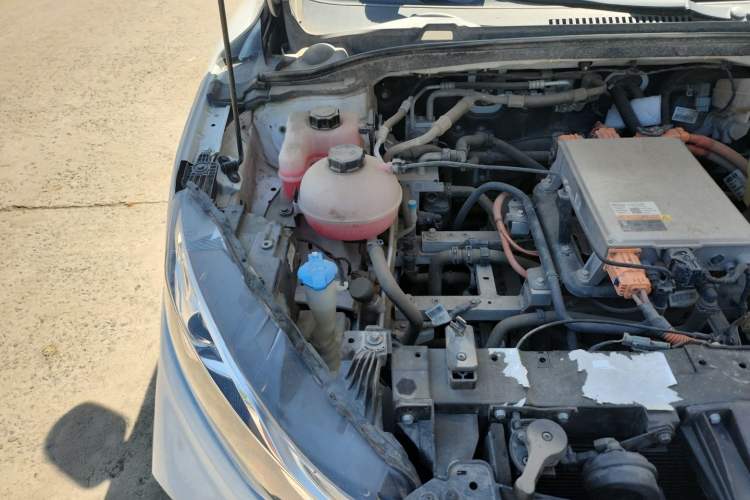 Used Geely Auto Emgrand New Energy 2022 EV Pro Rental Model - Ternary Lithium Engine Bay Right