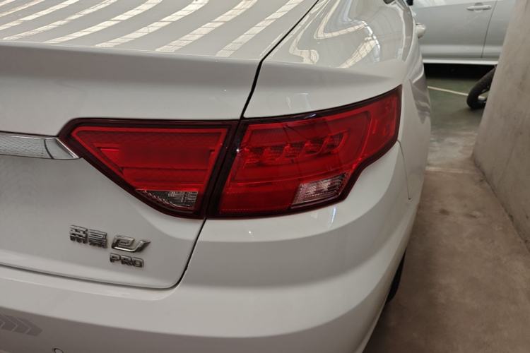 Used Geely Auto Emgrand New Energy 2022 EV Pro Ride-Hailing Version Lithium Iron Phosphate Exterior 3