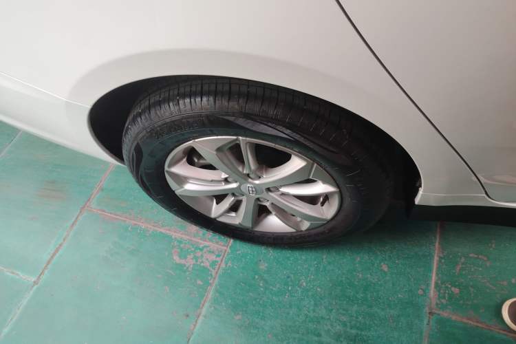 Used Geely Auto Emgrand New Energy 2022 EV Pro Ride-Hailing Version Lithium Iron Phosphate Exterior 3