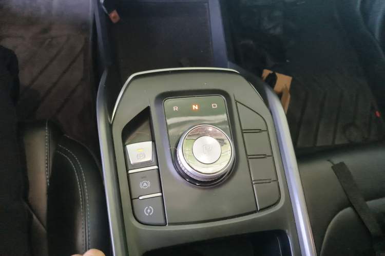 Used Geely Auto Emgrand New Energy 2022 EV Pro Ride-Hailing Version Ternary Lithium Gear Lever