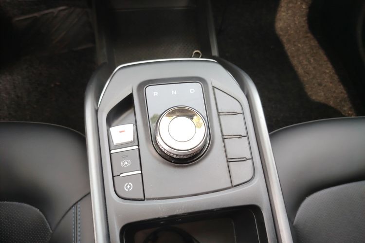 Used Geely Auto Emgrand New Energy 2022 EV Pro Ride-Hailing Version Lithium Iron Phosphate Gear Lever
