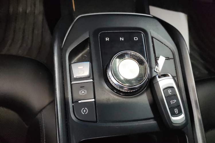 Used Geely Auto Emgrand New Energy 2022 EV Pro Ride-Hailing Version Lithium Iron Phosphate Gear Lever