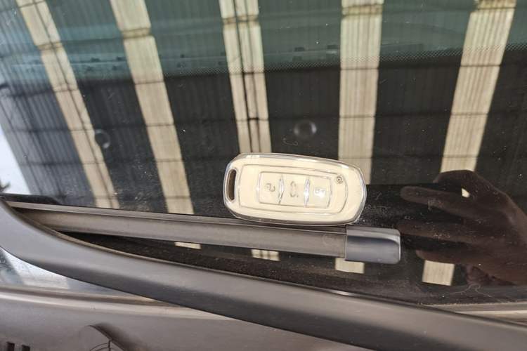 Used Geely Auto Emgrand New Energy 2022 EV Pro Ride-Hailing Version Lithium Iron Phosphate Interior 1