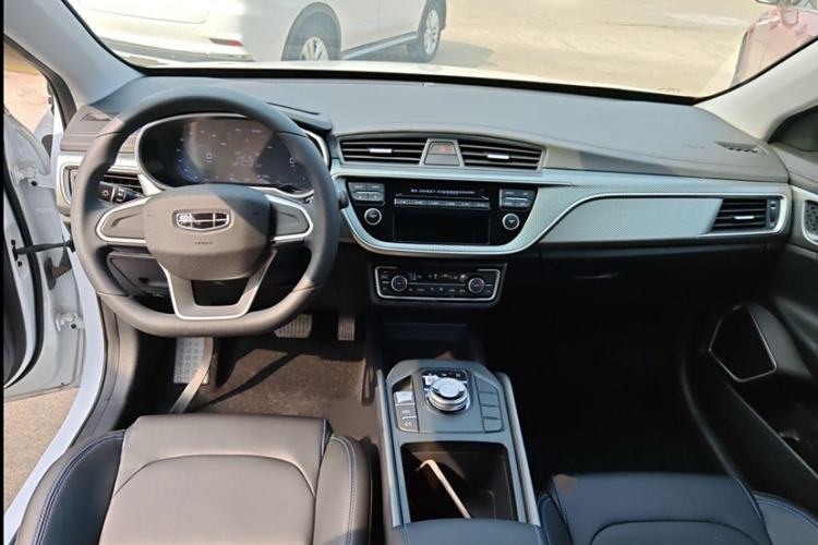 Used Geely Auto Emgrand New Energy 2022 EV Pro Ride-Hailing Version Ternary Lithium Interior 1