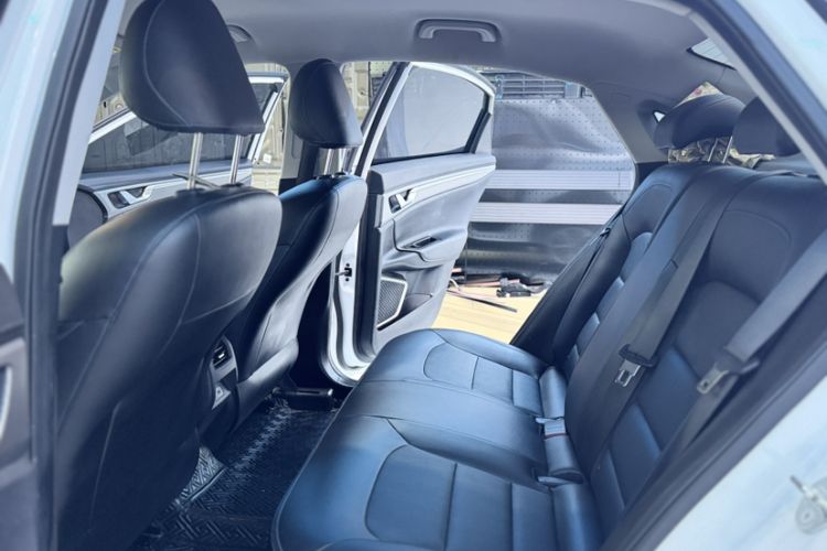 Used Geely Auto Emgrand New Energy 2022 EV Pro Ride-Hailing Version Lithium Iron Phosphate Interior 2