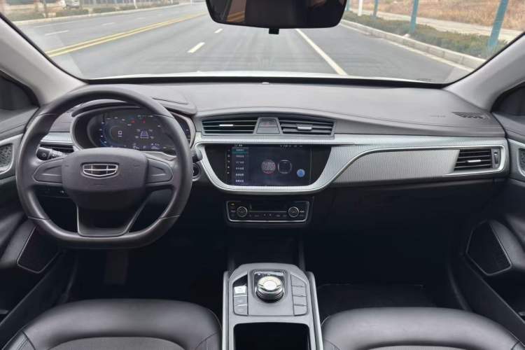 Used Geely Auto Emgrand New Energy 2022 EV Pro Ride-Hailing Version Lithium Iron Phosphate Interior 3
