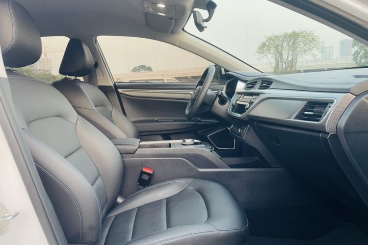 Used Geely Auto Emgrand New Energy 2022 EV Pro Ride-Hailing Version Lithium Iron Phosphate Interior 6